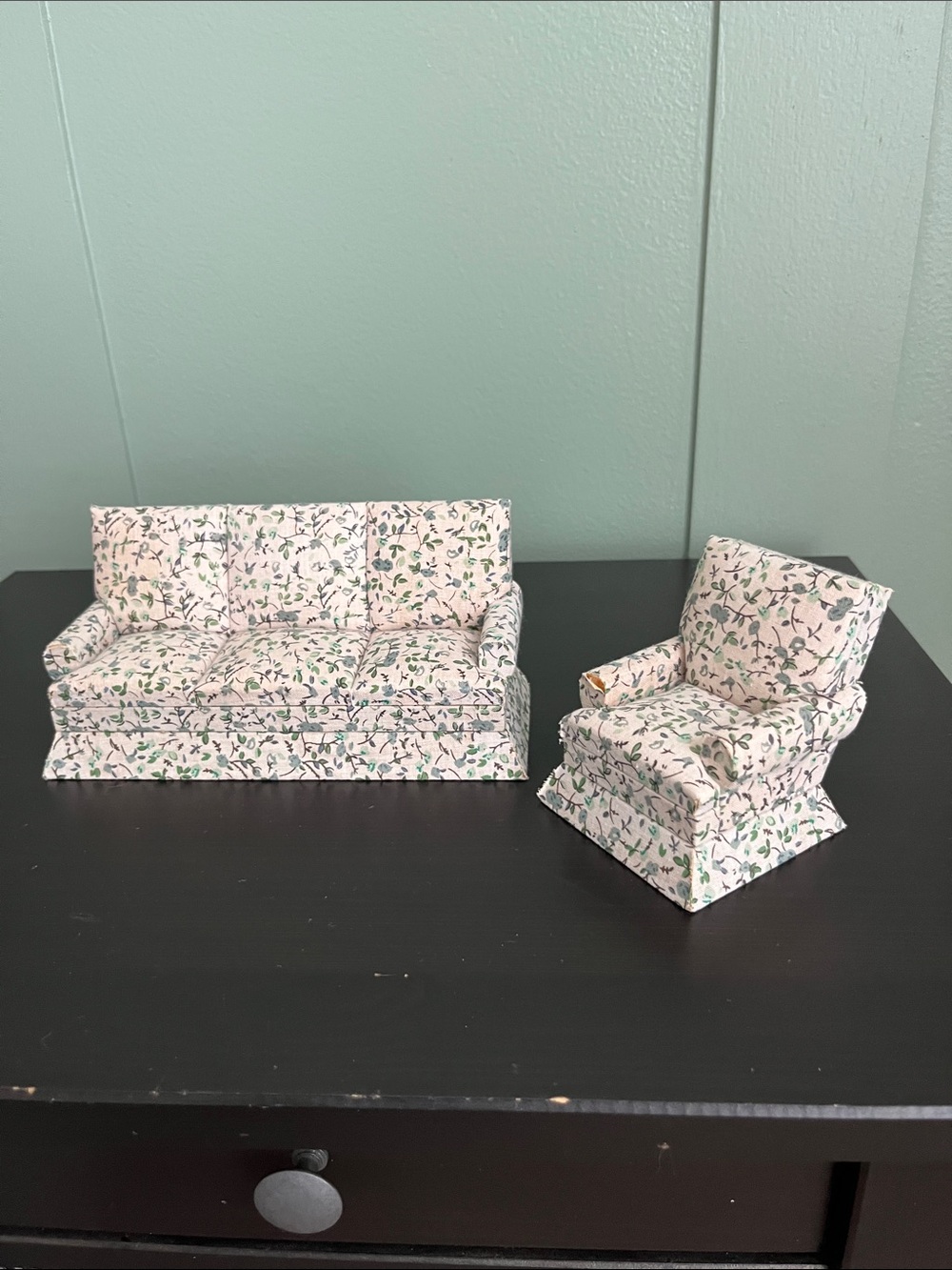 Floral Miniature Sofa and Armchair Set - White/Green